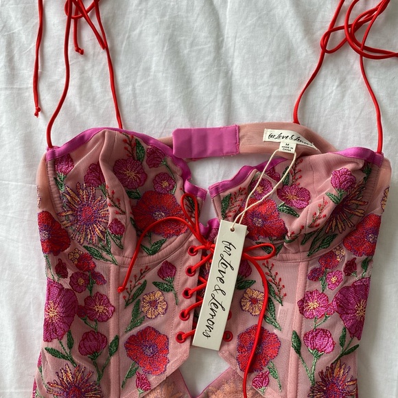 For Love And Lemons Tops For Love Lemons Kaylee Crop Top Poshmark